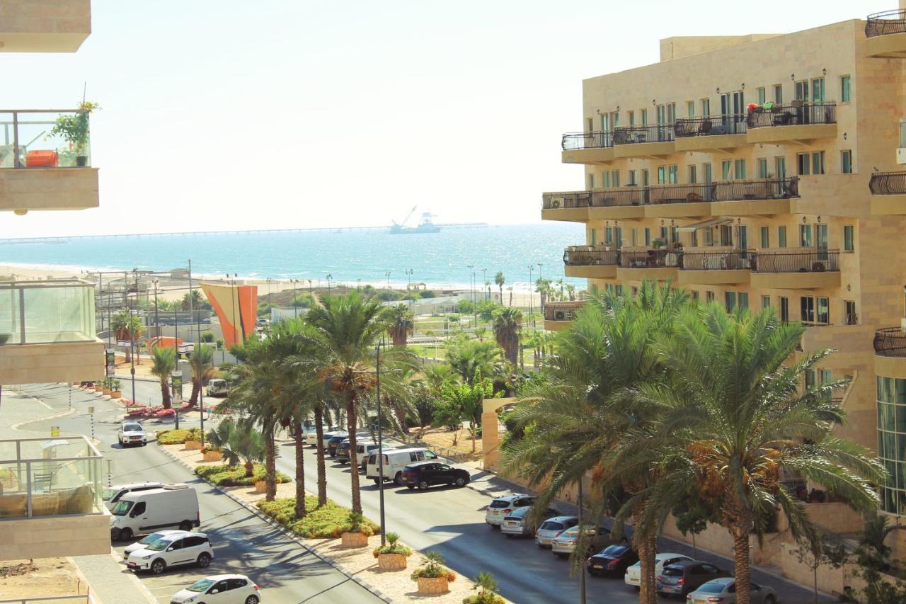 Beach Suite Israel- Private Jacuzzi, Beach View, Gym, Low Fee For Off-Site Indoor Pool & Spa ביץ סוייט ישראל- ג'קוזי פרטי עם נוף ים, אפשרות לבריכה מקורה וספא בתשלום ממש מוזל Ashkelon Eksteriør bilde