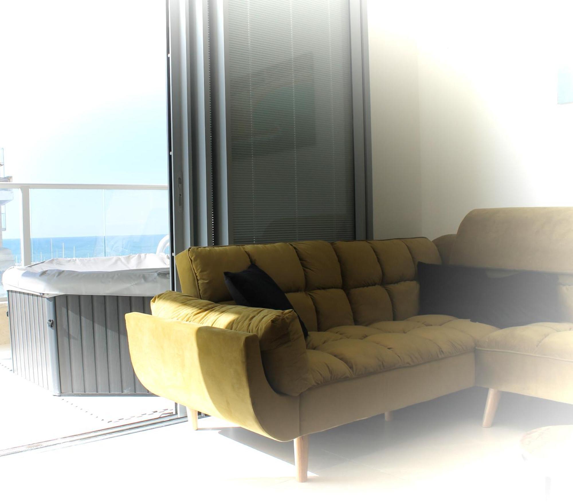 Beach Suite Israel- Private Jacuzzi, Beach View, Gym, Low Fee For Off-Site Indoor Pool & Spa ביץ סוייט ישראל- ג'קוזי פרטי עם נוף ים, אפשרות לבריכה מקורה וספא בתשלום ממש מוזל Ashkelon Eksteriør bilde